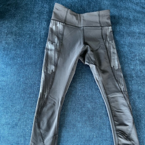 Lululemon Tight Stuff II Tight 25" Formation Alpine White Black - Picture 5 of 11